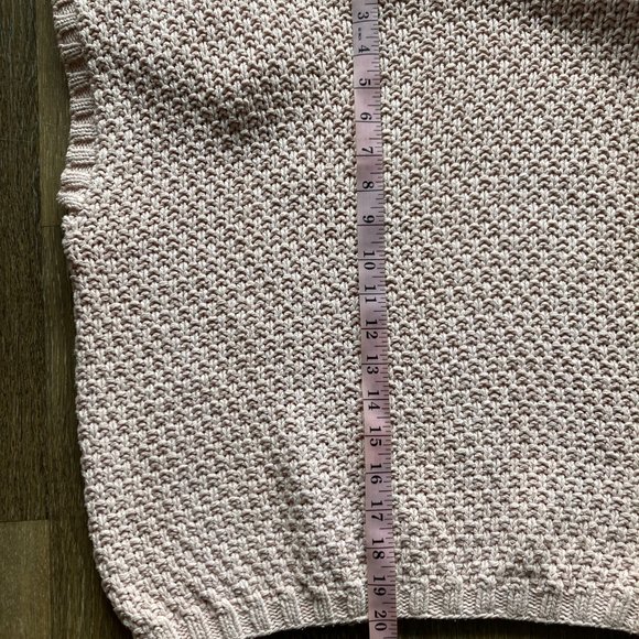 Vintage Knit DeVille Hand Knit Size M Pink Sweater Vest - Picture 7 of 8